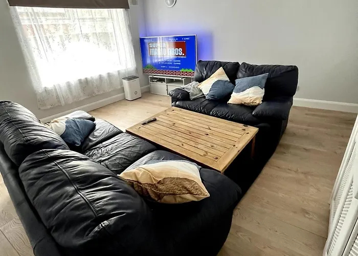 度假居 The Coach House, 3 Beds *